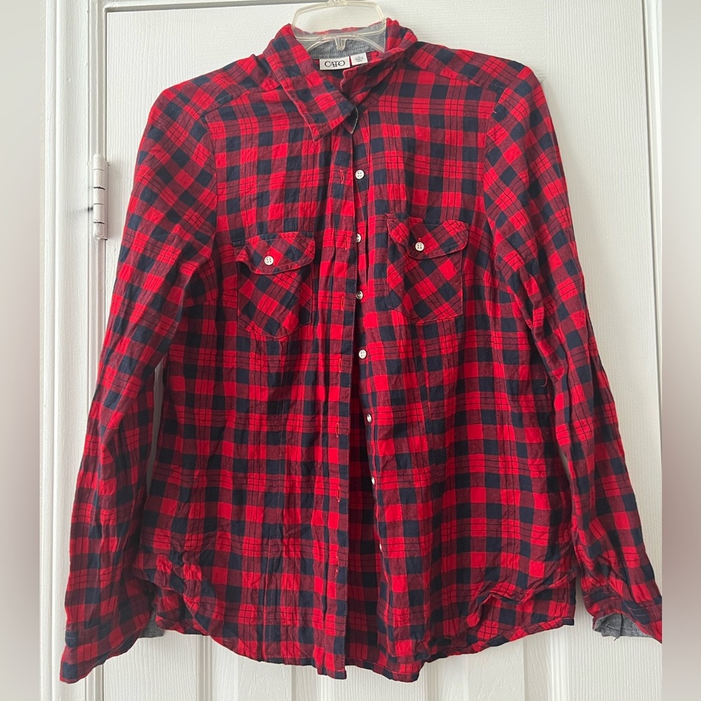 Black and red buffalo plaid shirt